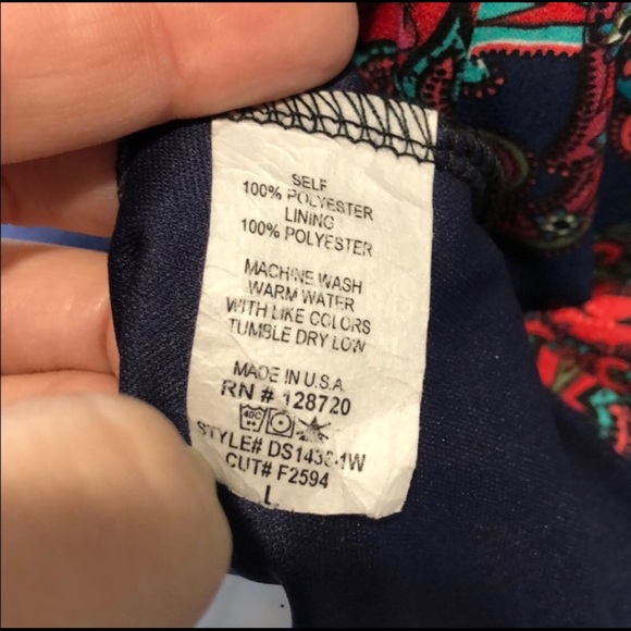 3/$10, 4/$12, 5/$14, 6/$16 🛍 Blue Rain size L paisley elastic waist skirt. - Picture 4 of 7